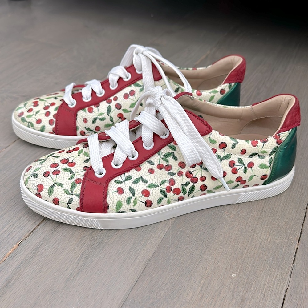 CHRISTIAN LOUBOUTIN red canvas 2017 SEAVA CHERRY Sneakers sz 37.5